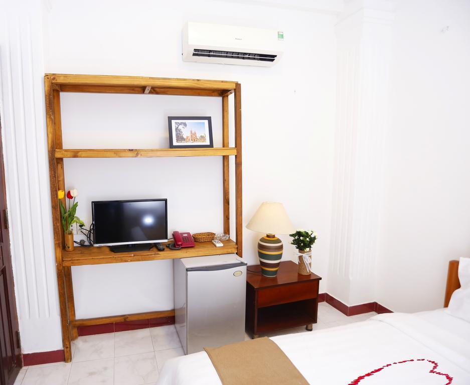 Le Petit Sai Gon Hotel Ho Chi Minh City Exterior photo