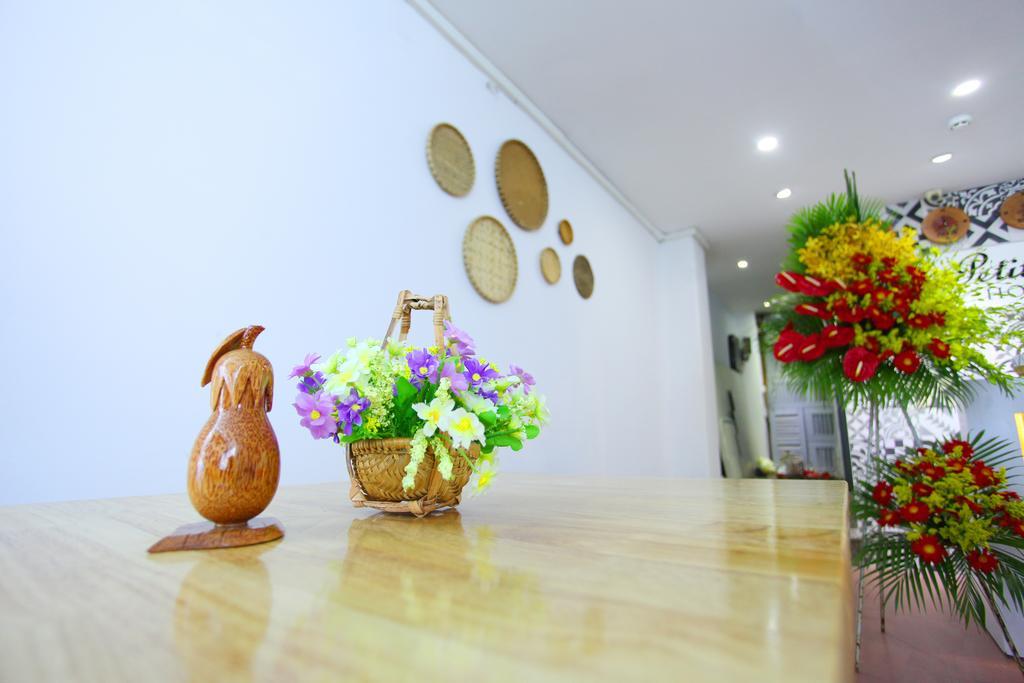 Le Petit Sai Gon Hotel Ho Chi Minh City Exterior photo