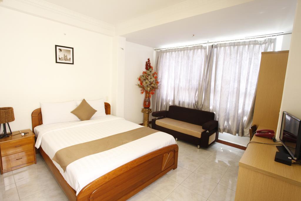 Le Petit Sai Gon Hotel Ho Chi Minh City Exterior photo